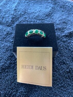 Heidi Daus peridot ring